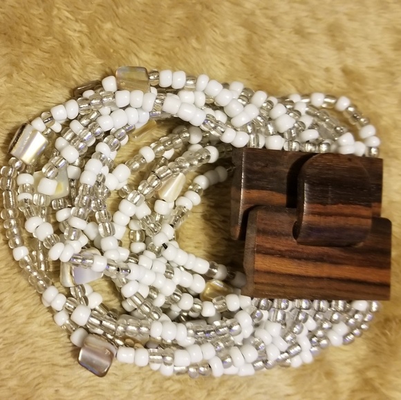 Bracelet - Picture 1 of 3